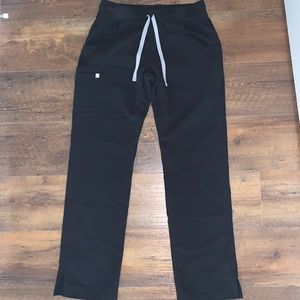 Black “Kade” Figs scrub pants